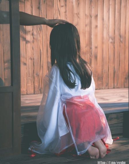 女职员