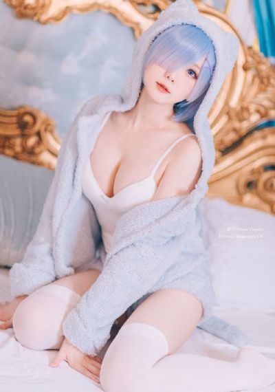 深蓝与月光