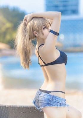 校花喂我奶乳脱她小内内动漫
